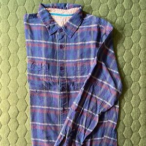 Casual long sleeve shirt